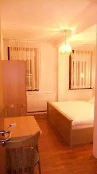 Guest house My Pension Stuttgart-Airport-Messe Leinfelden-Echterdingen