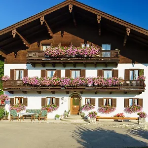 https://schmuckhof.com-bavaria.com