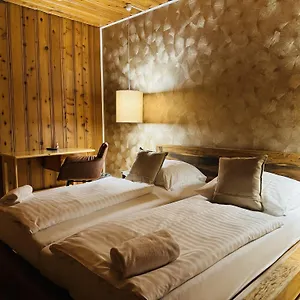https://hotel-nest.find-berlin-hotels.com